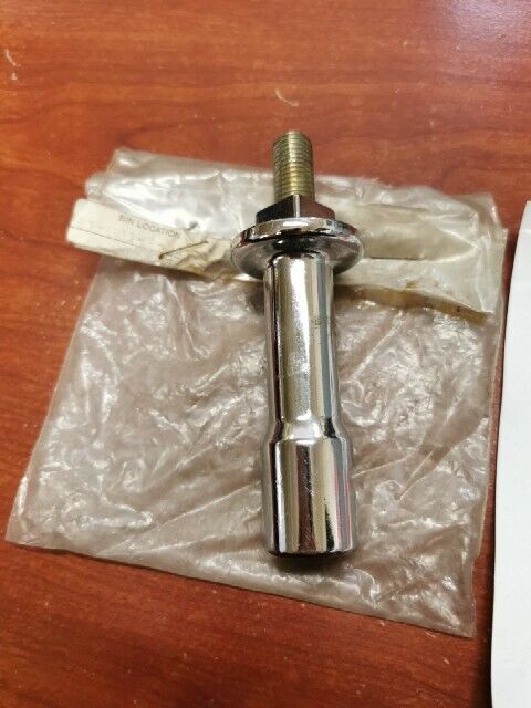 NOS Yamaha XS1100 XJ650 FLASHER STAY 2H7-83318-00-00 Y102