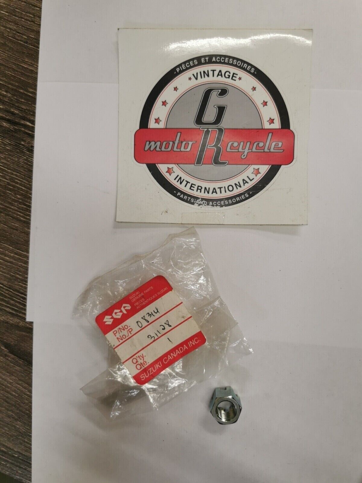 NOS SUZUKI GT185 08314-31128 Superseded by 08314-3112A  NUT S29