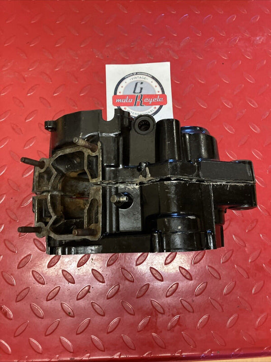 Yamaha YZ125 1983 Crankcase set left right crank case 1984