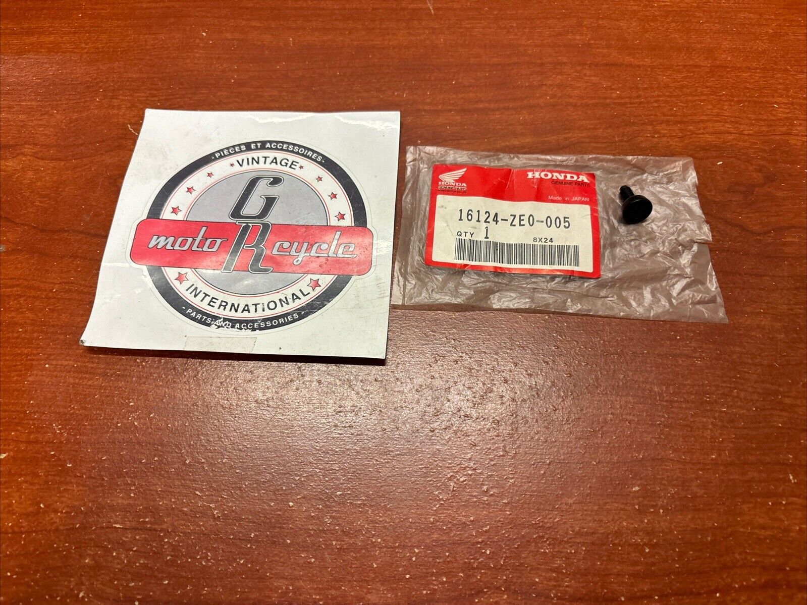 NOS Honda G100 GX100 GX110 GX120 GX160 THROTTLE STOP SCREW 16124-ZE0-005 H184
