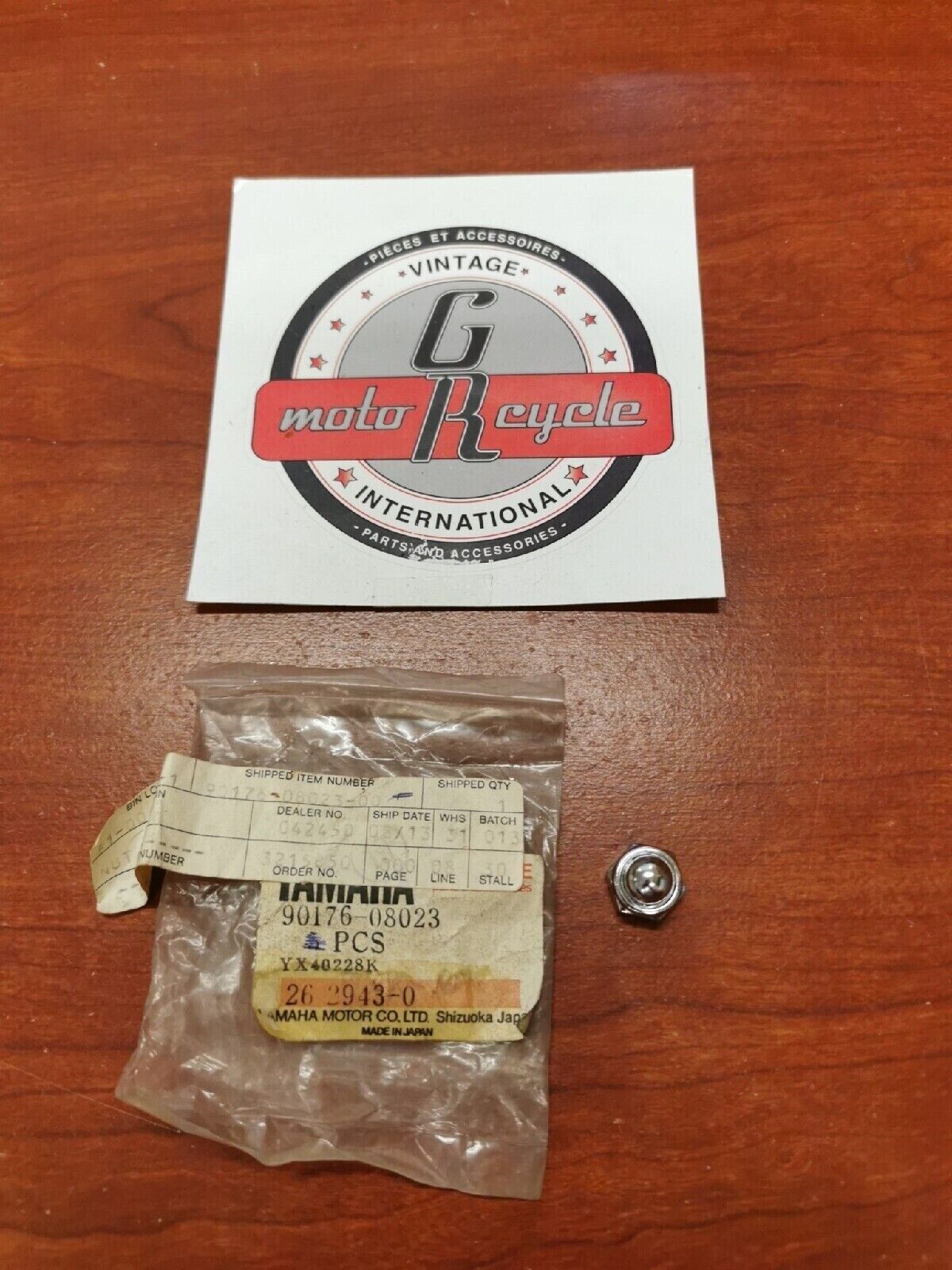 NOS Yamaha CROWN NUT 90176-08023-00 SUB. 90176-08063-00 Y71