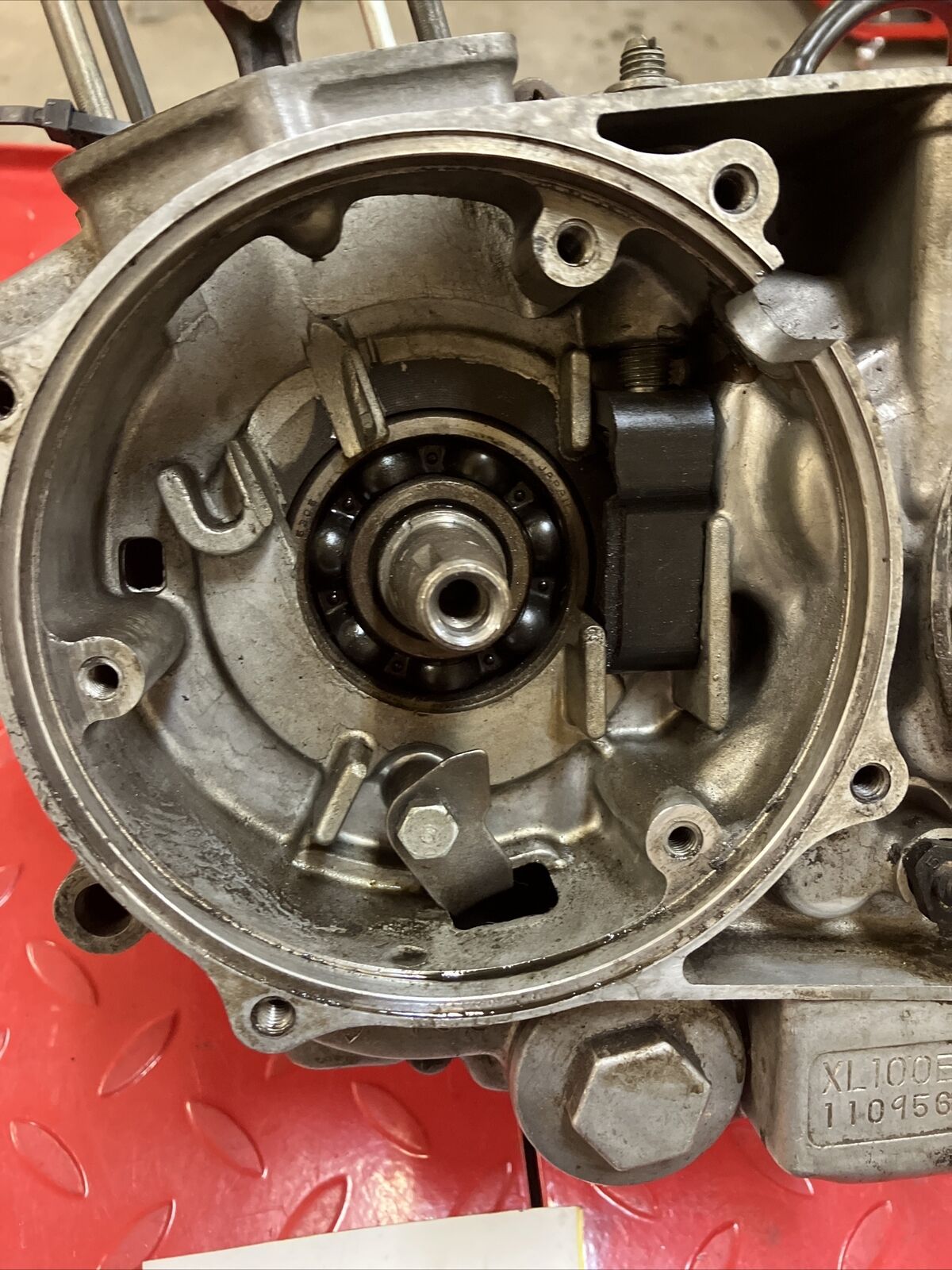 Honda XL100 1975 engine motor bottom end crankcase crankshaft transmission