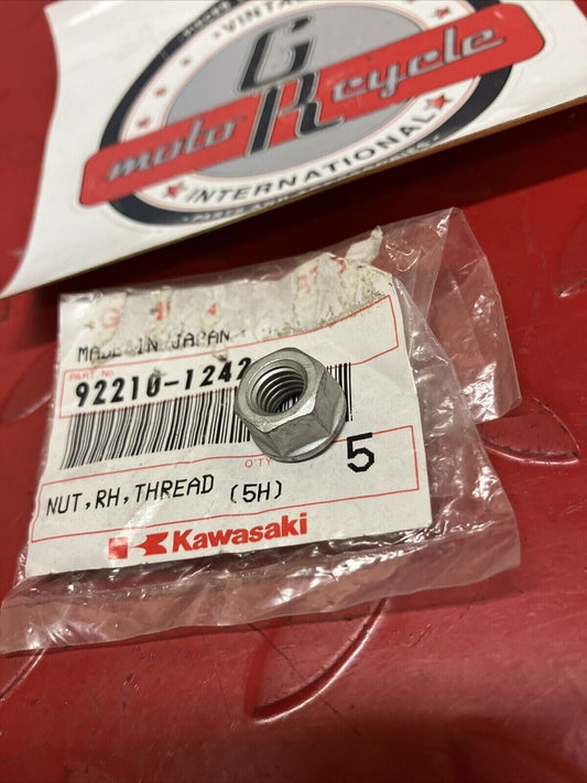 NOS KAWASAKI RIGHT HAND THREAD NUT 8MM 92210-1242 K13