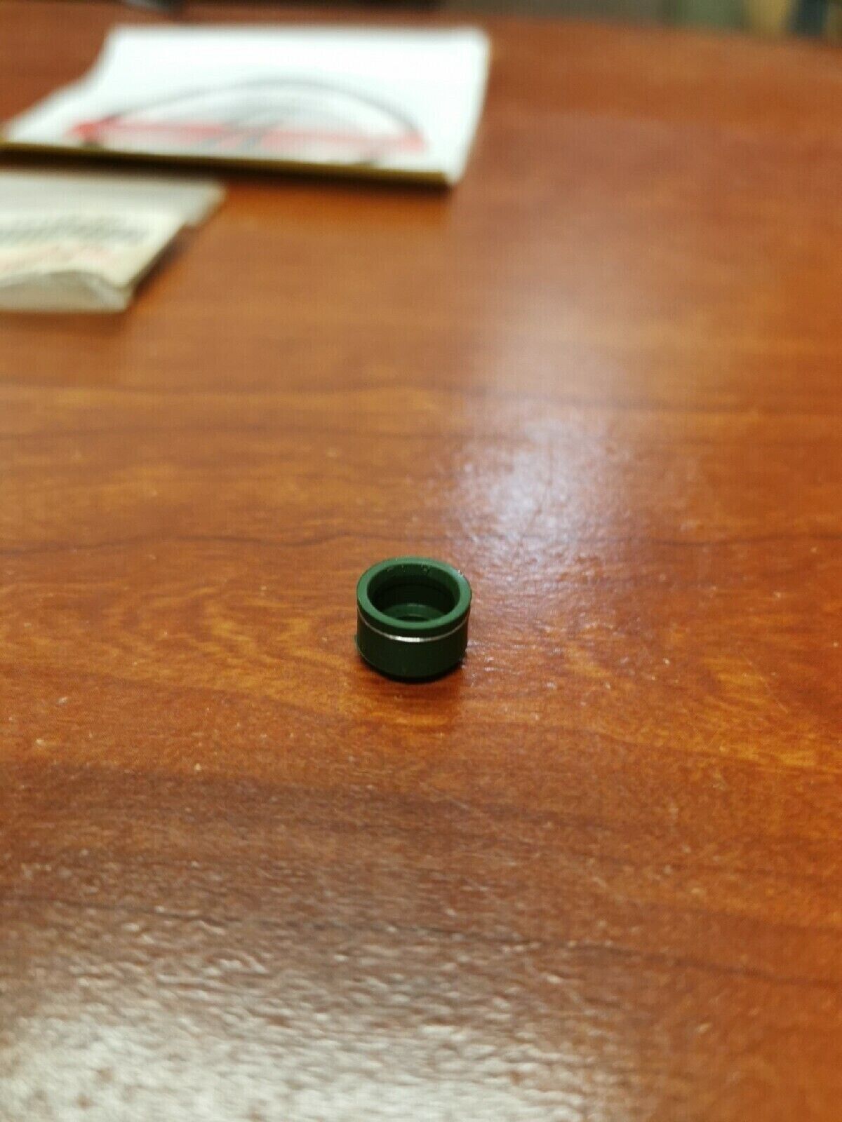 NOS Yamaha VALVE STEM SEAL 2HX-12119-00-00 Y72