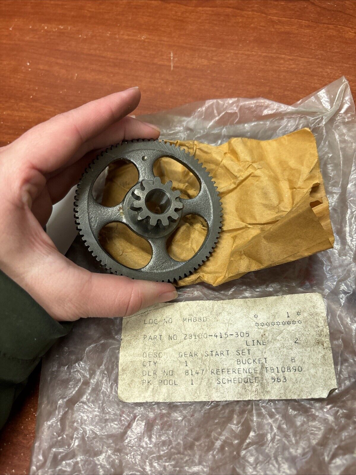 NOS Honda CX400E CX500 CX650 GL400 GL500 STARTER GEAR 28100-415-305 H169