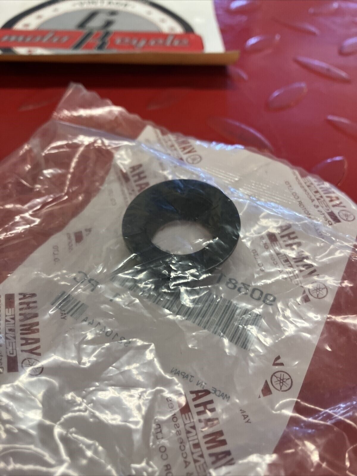 NOS YAMAHA BUSH SOLID 90381-17110-00 Y61