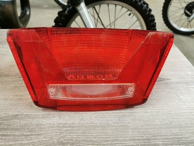 NOS HONDA CB650 CB750K 1979 1980 LENS TAILLIGHT 33702-415-671 H74
