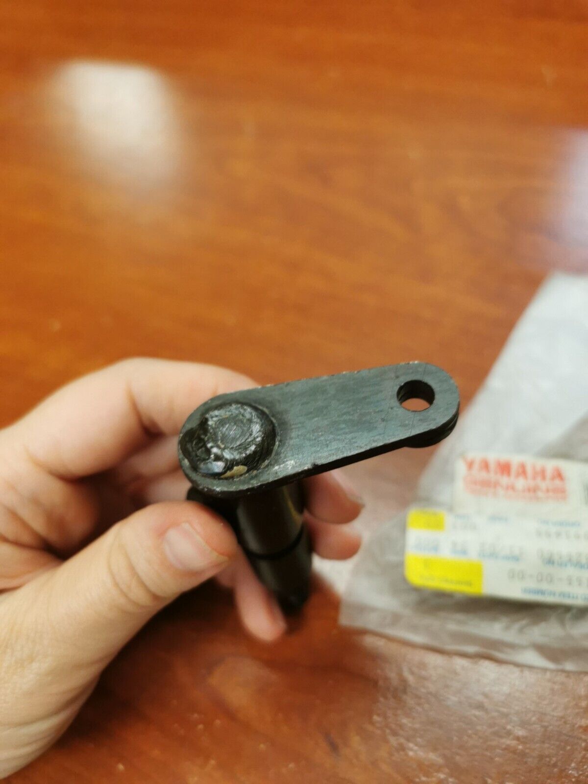 NOS Yamaha YFM350 REVERSE LEVER SHAFT 2VA-26155-00-00 Y87