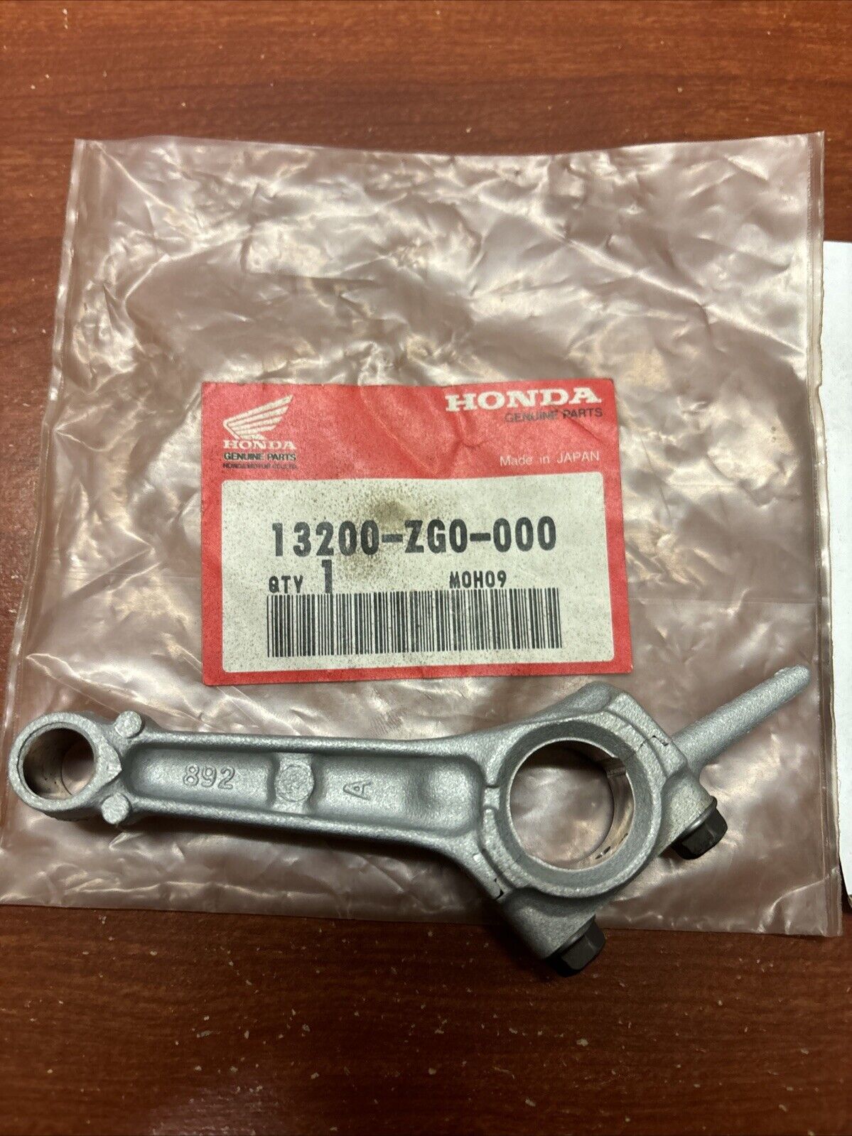NOS Honda G100 GV100 EG650 F210 CONNECTING ROD (STD) 13200-ZG0-000 H182
