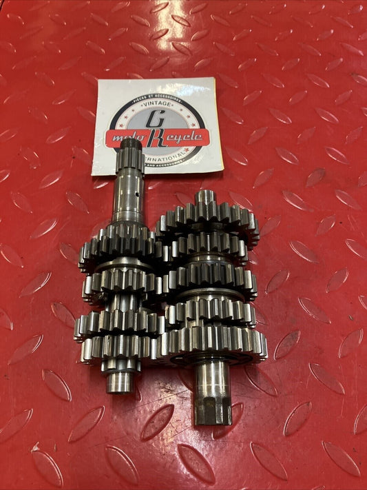 Honda CR250R 1984 transmission mainshaft countershaft main counter shaft gear