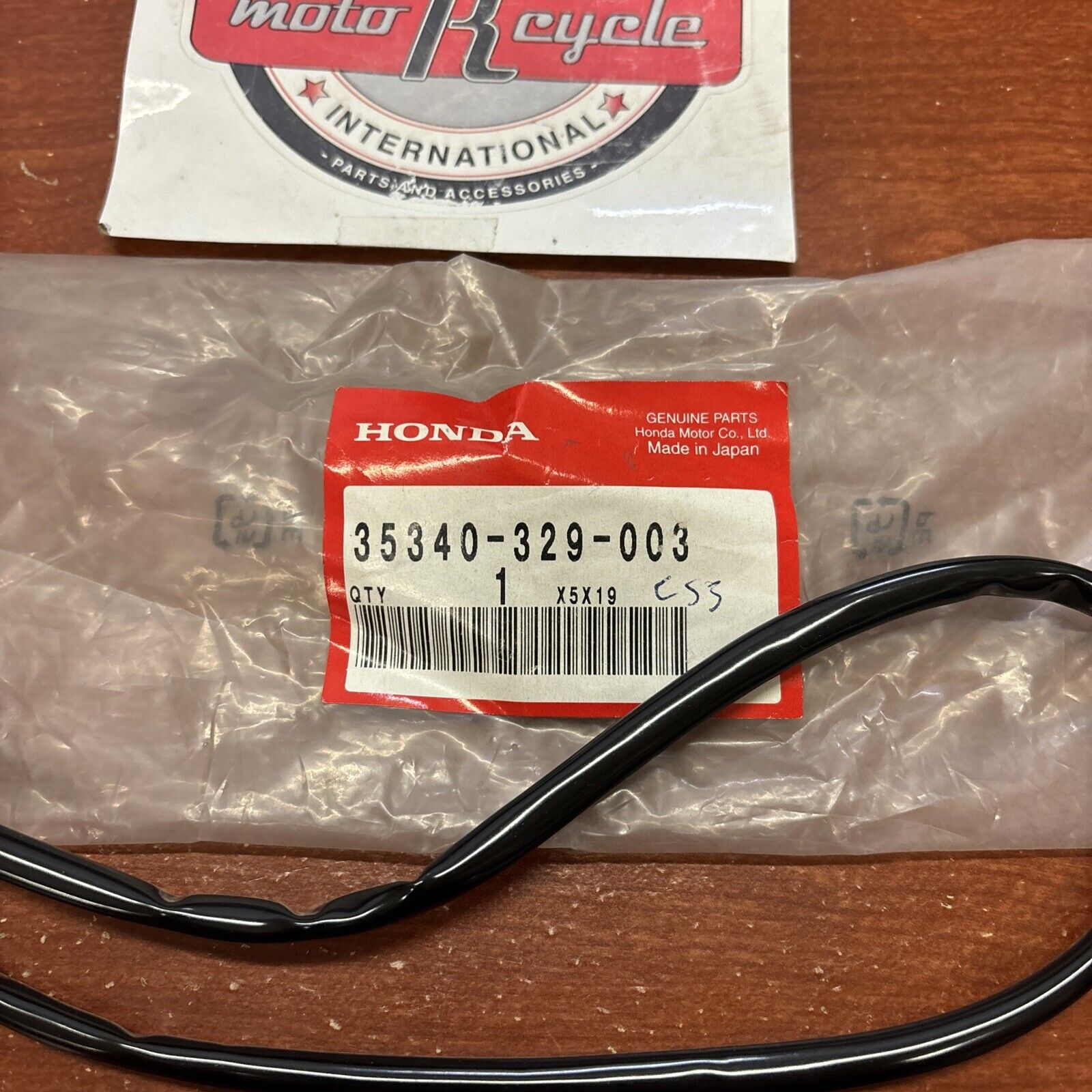 NEW NOS Honda CB500 CB550 CB750 XL100 XL250 FRONT STOP SWITCH 35340-329-003 H165