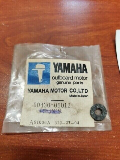 NOS Yamaha GASKET 90430-06012-00 SUB 90202-05191-00 620-13168-00-00 Y116