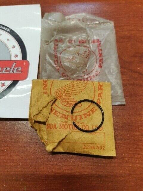 NOS Honda C320 CD50 CT70 SS50 FRONT FORK PISTON STOPPER RING 51446-031-000 H71
