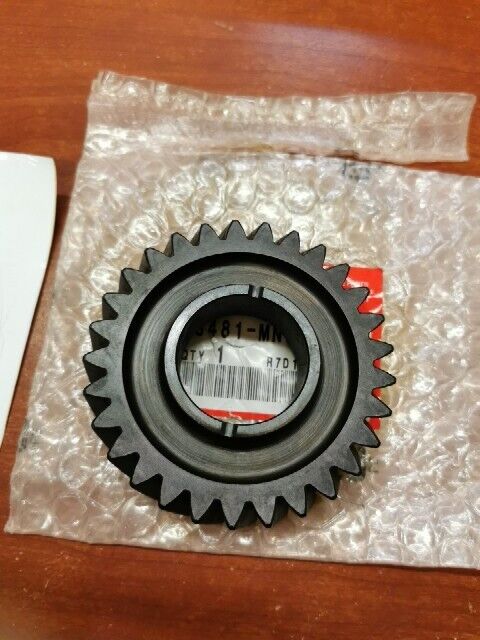 NOS Honda 1988 - 1996 GL1500 MAINSHAFT FIFTH GEAR 23481-MN5-000 H106