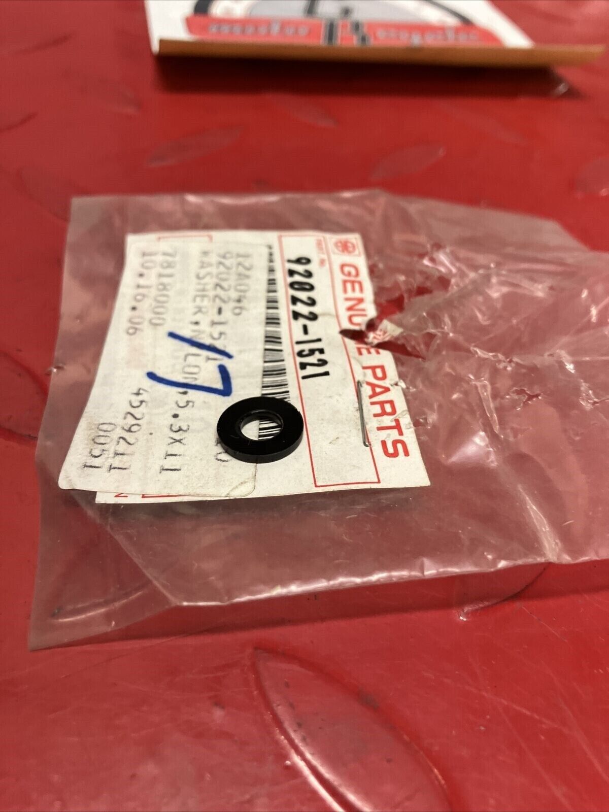 NOS KAWASAKI NYLON WASHER 92022-1521 K15