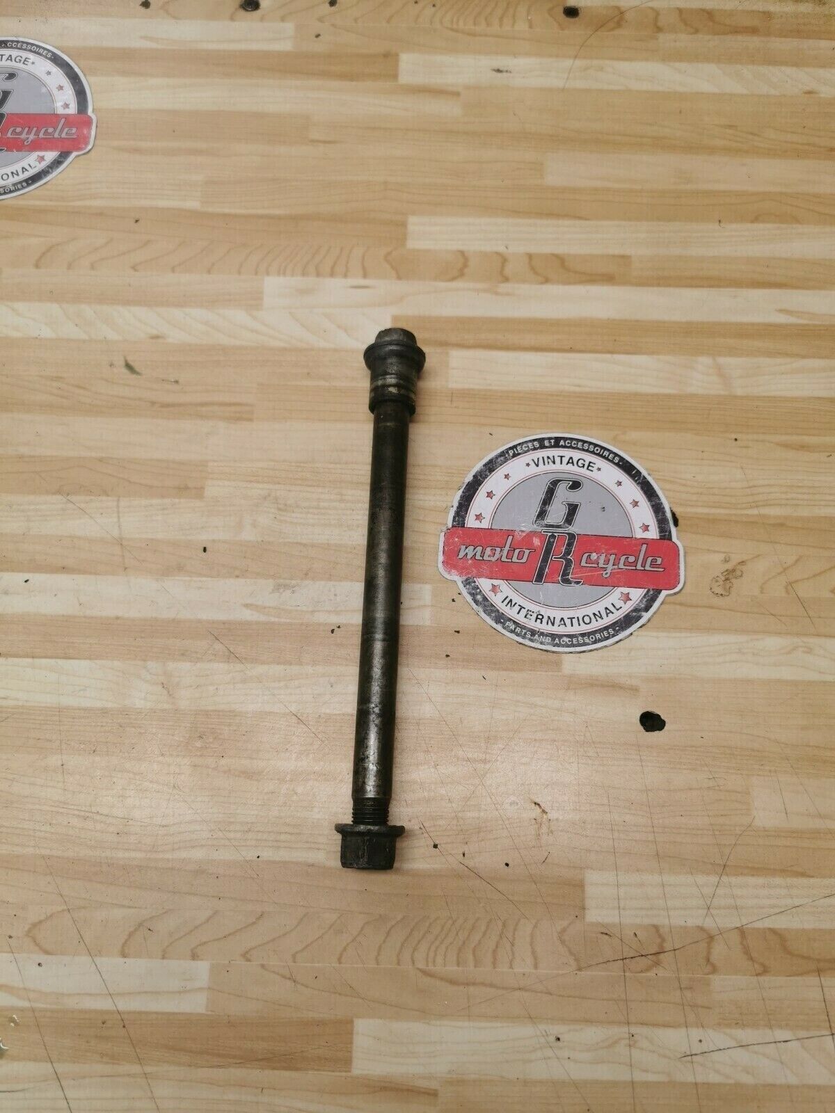 Honda XL200R 1984 front wheel axle bolt collar spacer 1983 44301-KB9-000