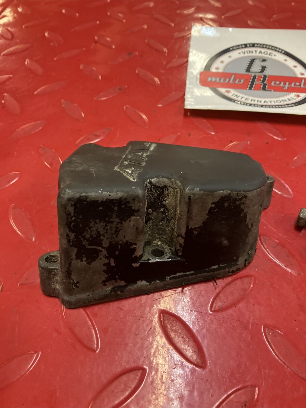 Honda CR250R 1984 cylinder atac cover