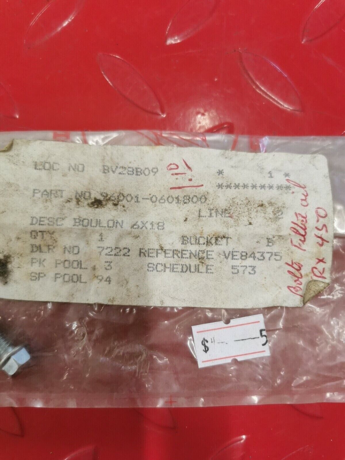NOS Honda FLANGE BOLT 6X18 96001-0601800 H3