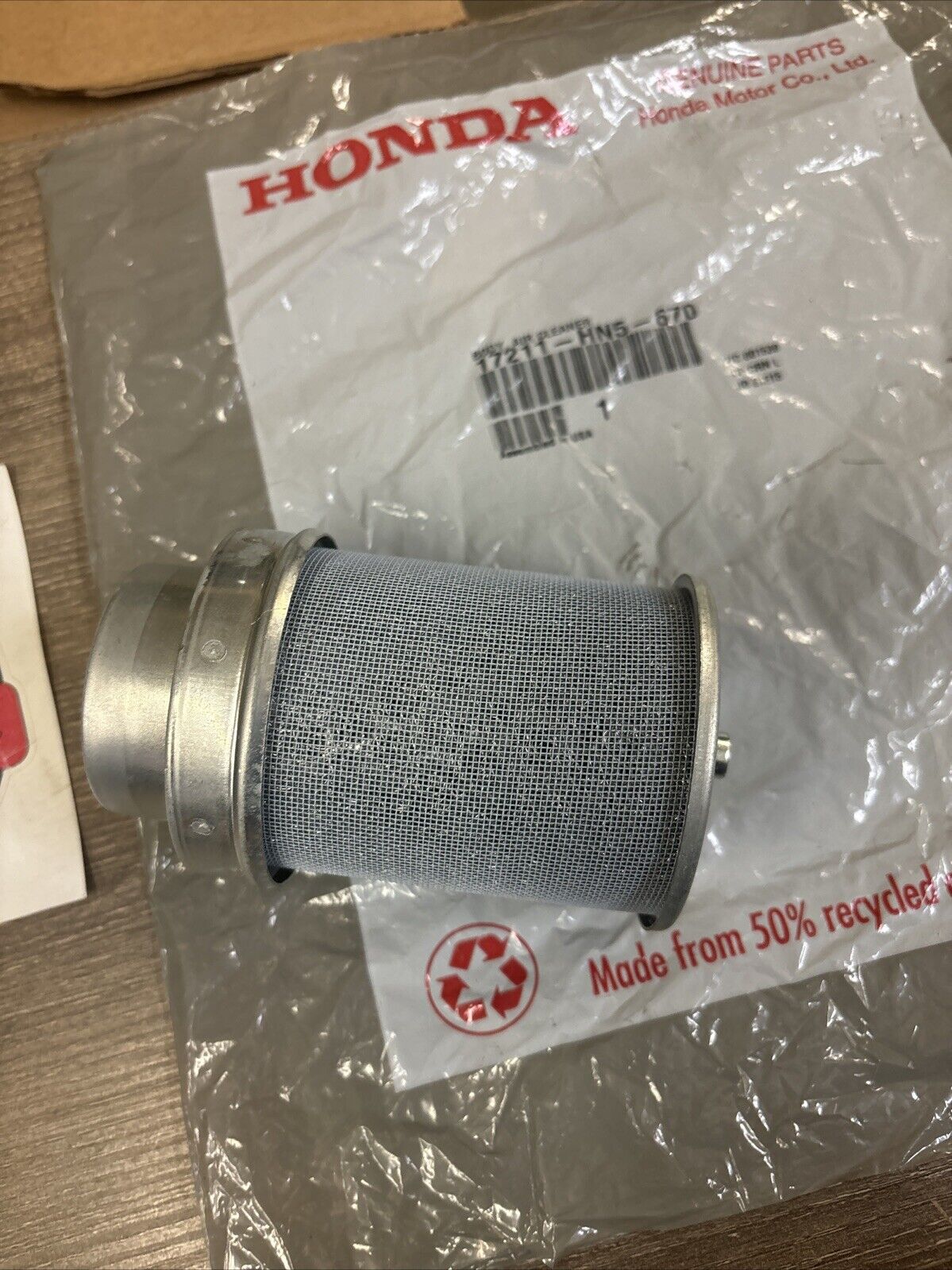 NOS Honda TRX350 FE FM TE TM AIR CLEANER BODY 17211-HN5-670 H136