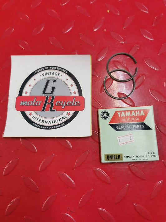 NOS YAMAHA AS2 YAS1 1968 1969 PISTON RING SET STD 183-11601-01-00 Y32