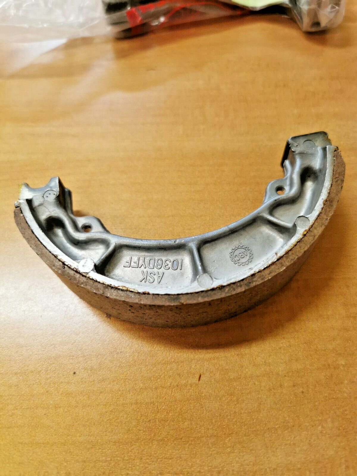 NOS HONDA CD125  CD175  1971 - 1978   REAR BRAKE SHOES   43120-303-305 H23