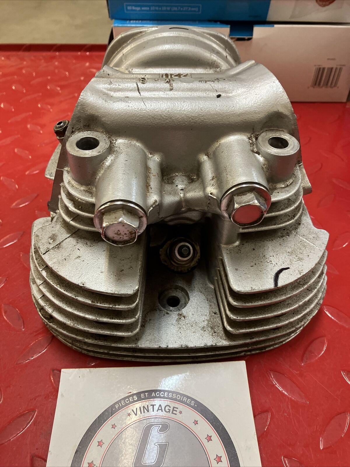 NOS Yamaha XV500 Virago 500 1983 1984 Cylinder head cover camshaft valve 1