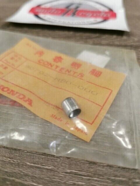 NOS HONDA CB1000 1995 CB1000F 1993 PIN DOWEL 8X8 90702-MB0-000 H74