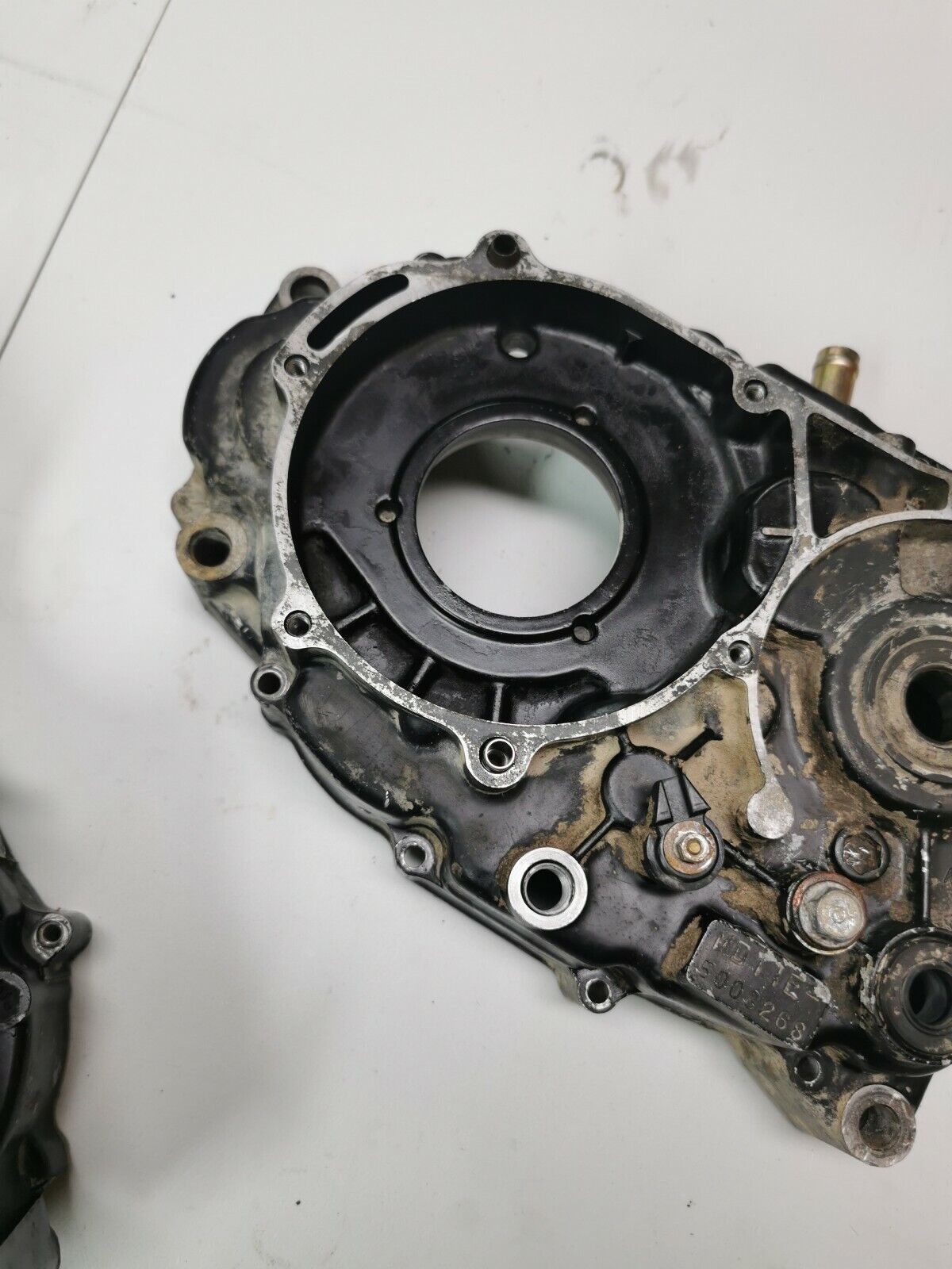 Honda XL250R 1984 Crankcase Crankcase set left right 11100-KL4-000 2