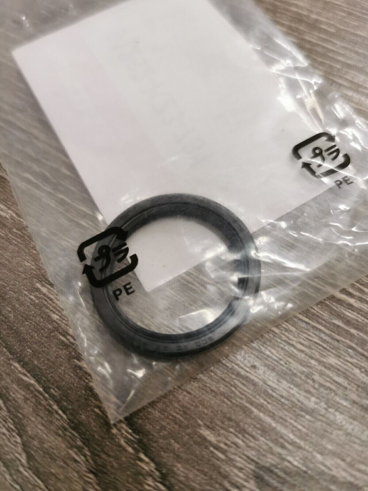 NOS HONDA CRF250 DUST SEAL 91262-KZ3-731 H54