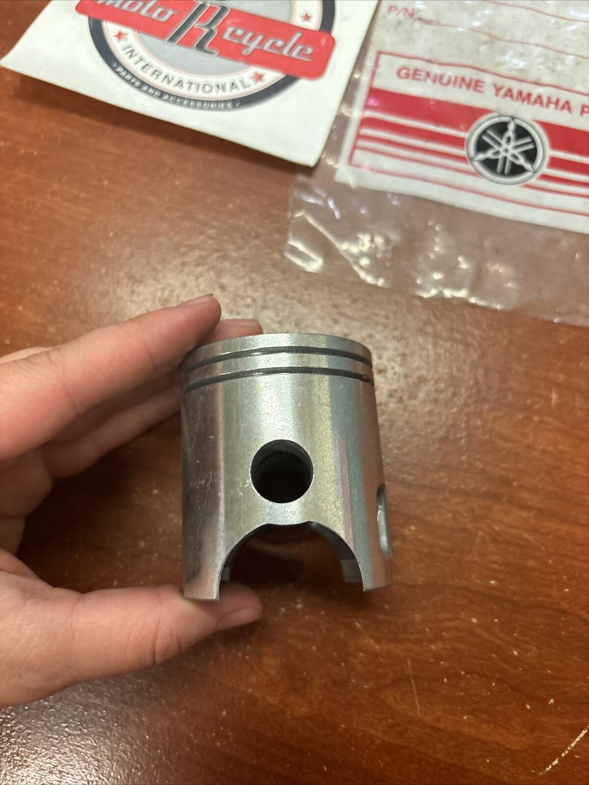 NOS Yamaha LT2 LT3 PISTON O/S 0.75 305-11637-01-00 Y175