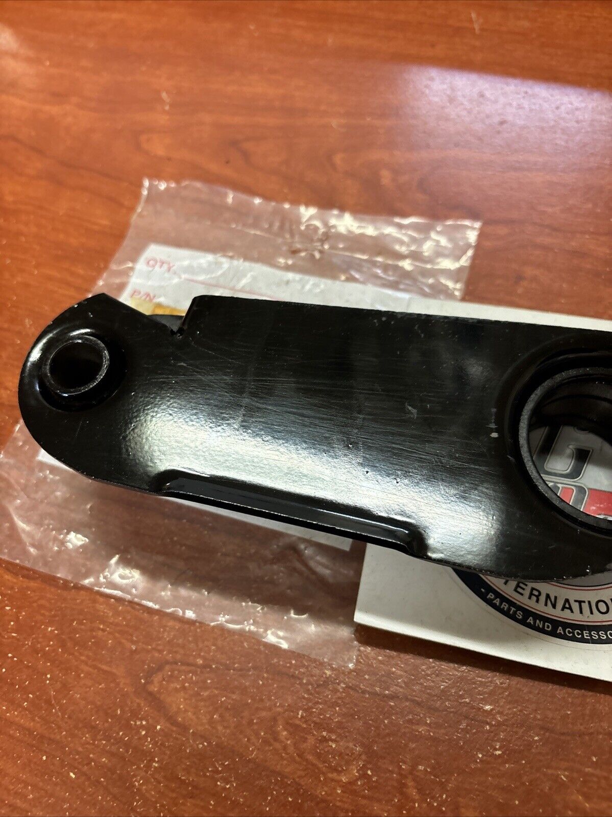 NOS Yamaha GP246F GP292F GS300 SM292F REAR ARM PIVOT 853-47362-00-00 Y184