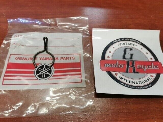 NOS Yamaha TX500 XS1100 XS500 CLIP 371-15687-00-00 Y119