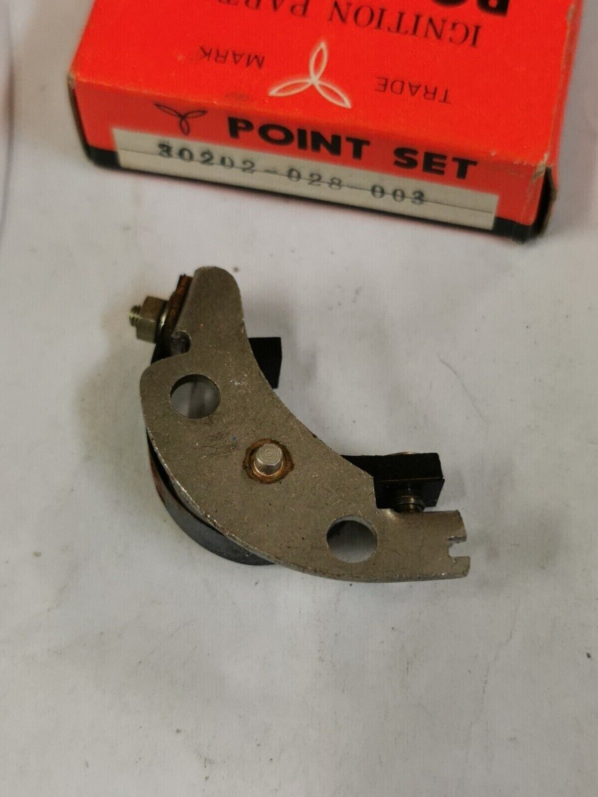 NOS DAIICHI HONDA CT90 SL90 S90 CL90 POINTS KOKUSAN 30202-028-003 J39