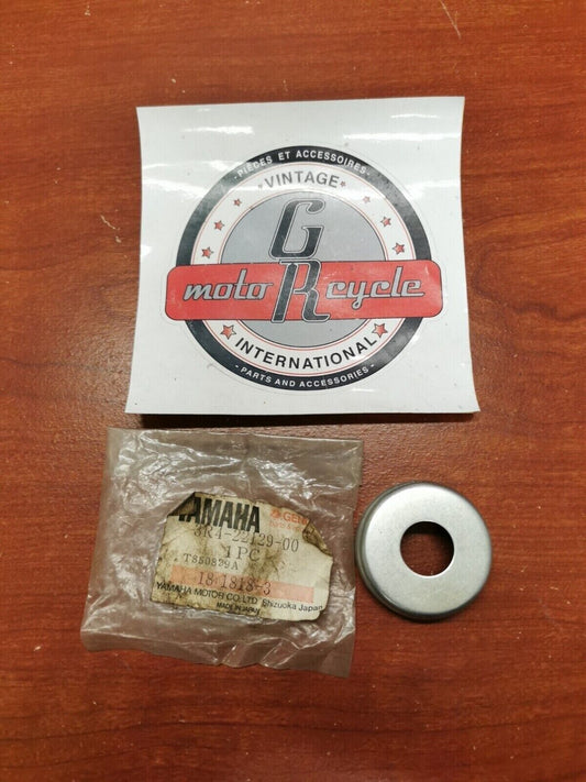 NEW NOS Yamaha TT600 IT250 YZ250 YZ465 YZ490 THRUST COVER 3R4-22129-00-00 Y93