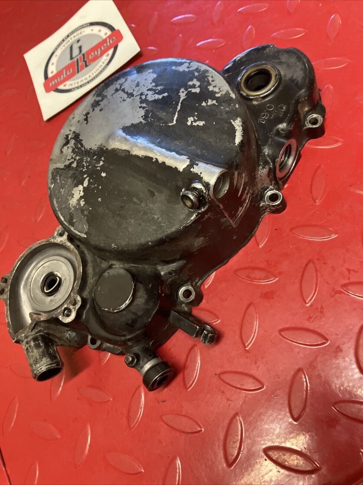 Kawasaki KX125 1987 Right crankcase clutch cover 1985 1986