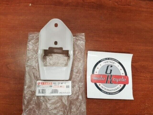 NEW NOS Yamaha TT600 IT175 YZ490 YZ125 YZ250 CHAIN SLIDER 5X6-22147-01-00 Y87