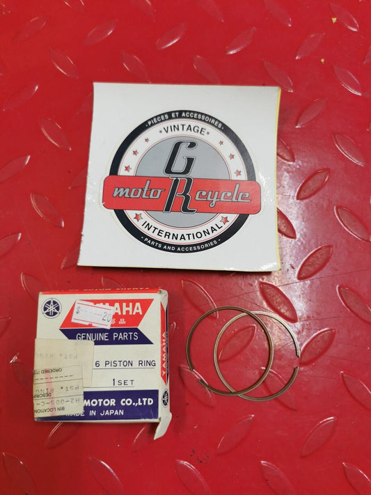 NOS YAMAHA  Piston Ring SET 4th 22W-11601-40-00 Y32