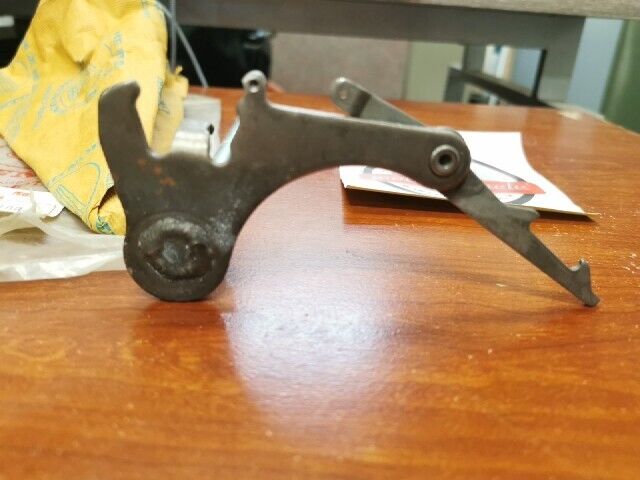 NOS Honda CB93 CB125 CA160 CB160 CL160 GEAR SHIFT SPINDLE 24610-216-000 H80