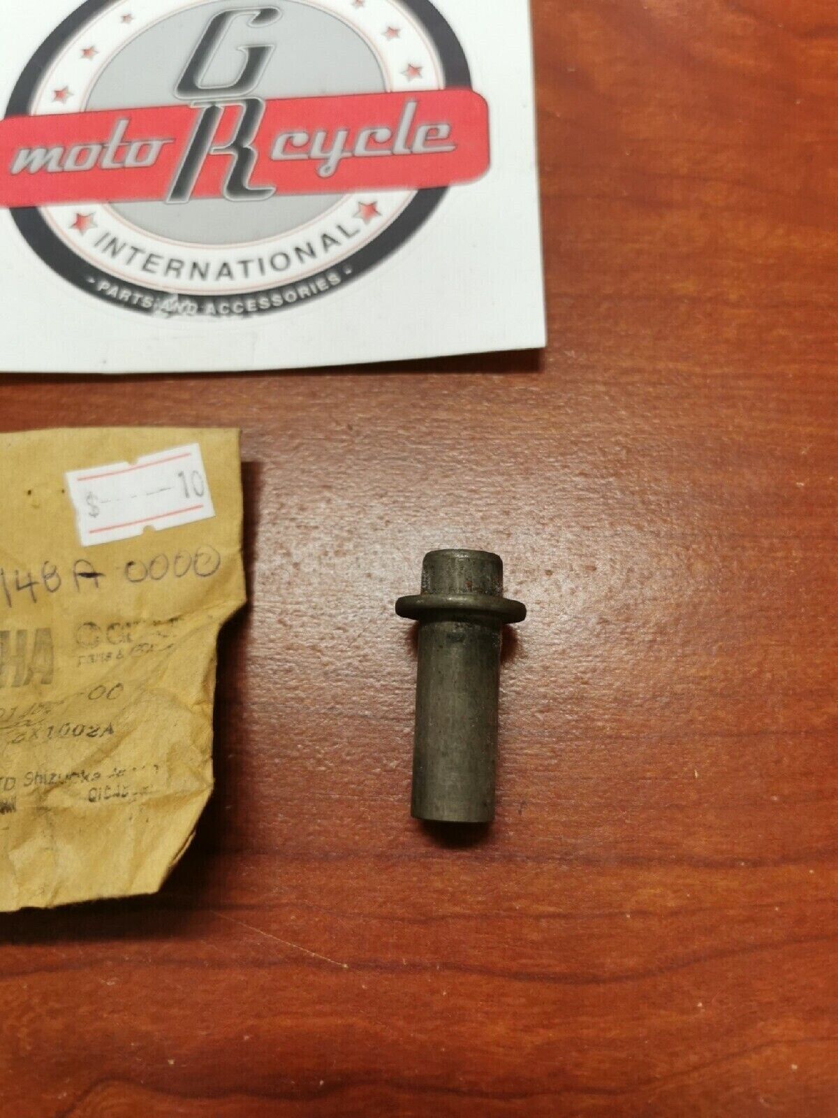 NOS Yamaha FRAME SHAFT 2K7-2148A-00-00 Y70