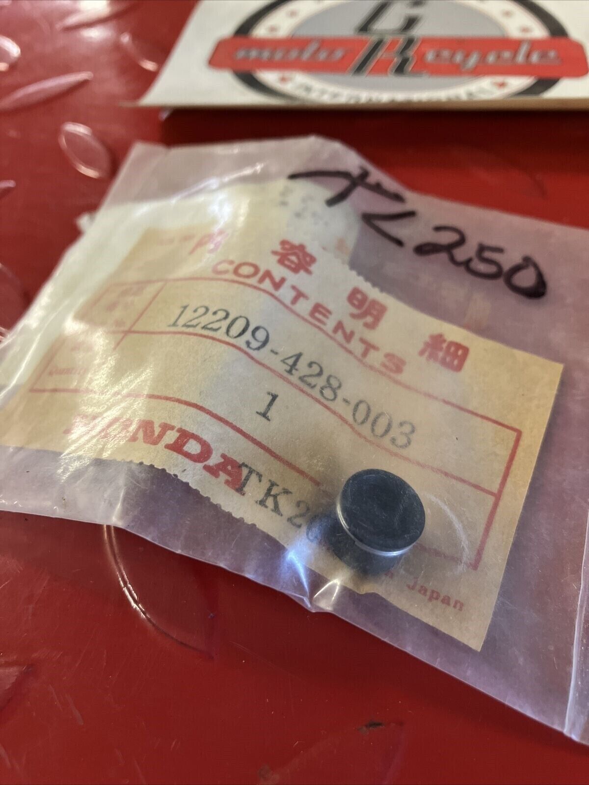 NOS HONDA XL250S XL250R XL350R VALVE STEM SEAL H24