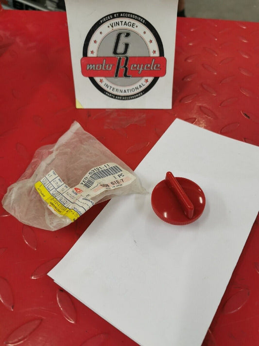 NOS YAMAHA   YP20G YP20GA 1990 UP  Water Pump Generator Plug YE0-63121-11-00 Y52