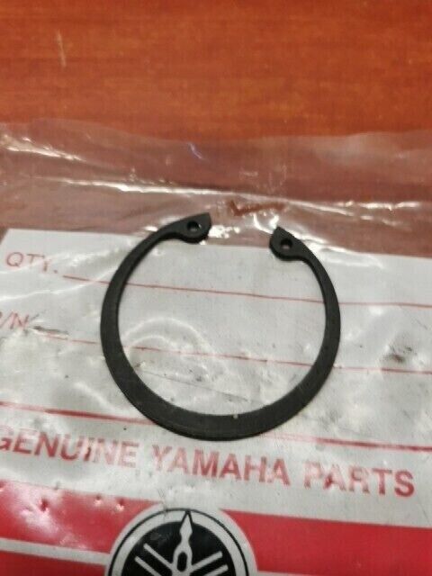 NOS Yamaha RD250 RD350 XS1100 CIRCLIP 93420-52014-00 SUB 99009-52500-00 Y136