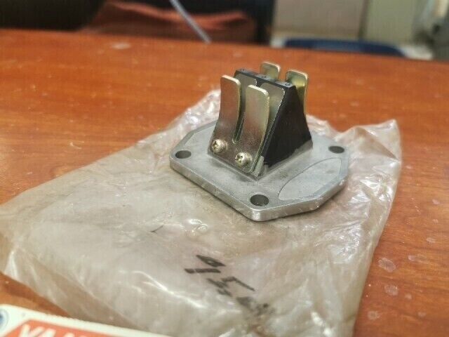 NOS Yamaha LT2 LT3 LTMX YZ80 REED VALVE 304-13610-00-00 SUB 304-13610-01-00 Y141
