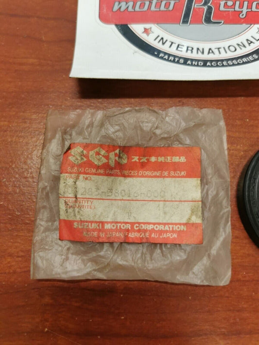 NOS Suzuki VL800 VS800 VZ800 VX800 OIL SEAL (38X54X8.5) 09283-38016 S20