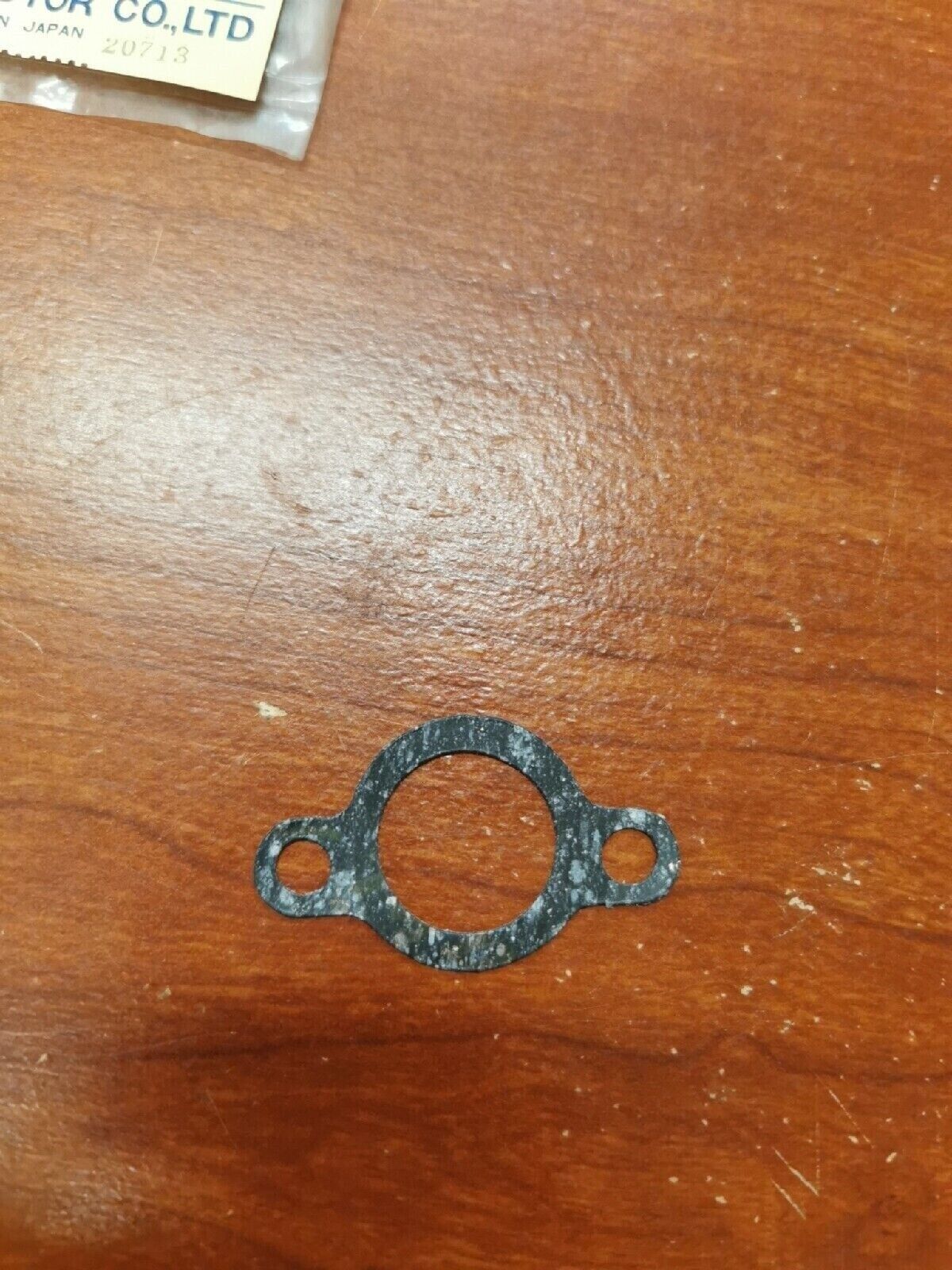 NOS Yamaha TD1 WR200 RD400 GPX433 PUMP CASE GASKET 126-13116-01-00 Y78