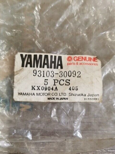 NOS YAMAHA IT250F IT400F MX250B DT400C YZ490 YZ250N OIL SEAL 93103-30092-00 Y159