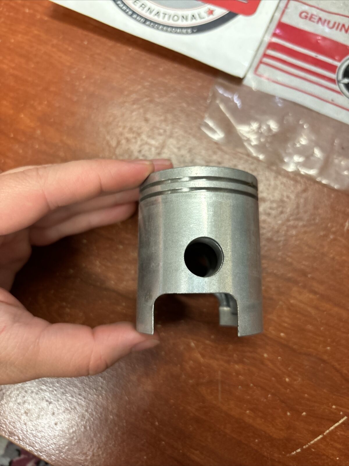 NOS Yamaha PISTON 50.25MM 273-11631-60-98 SUB 273-11631-60-97 Y176