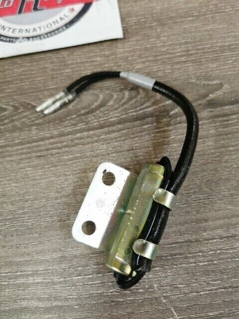 NOS Yamaha TX650 1974 - 1976 XS650 1975 - 1979 CONDENSER 1 256-81625-10-00 Y137