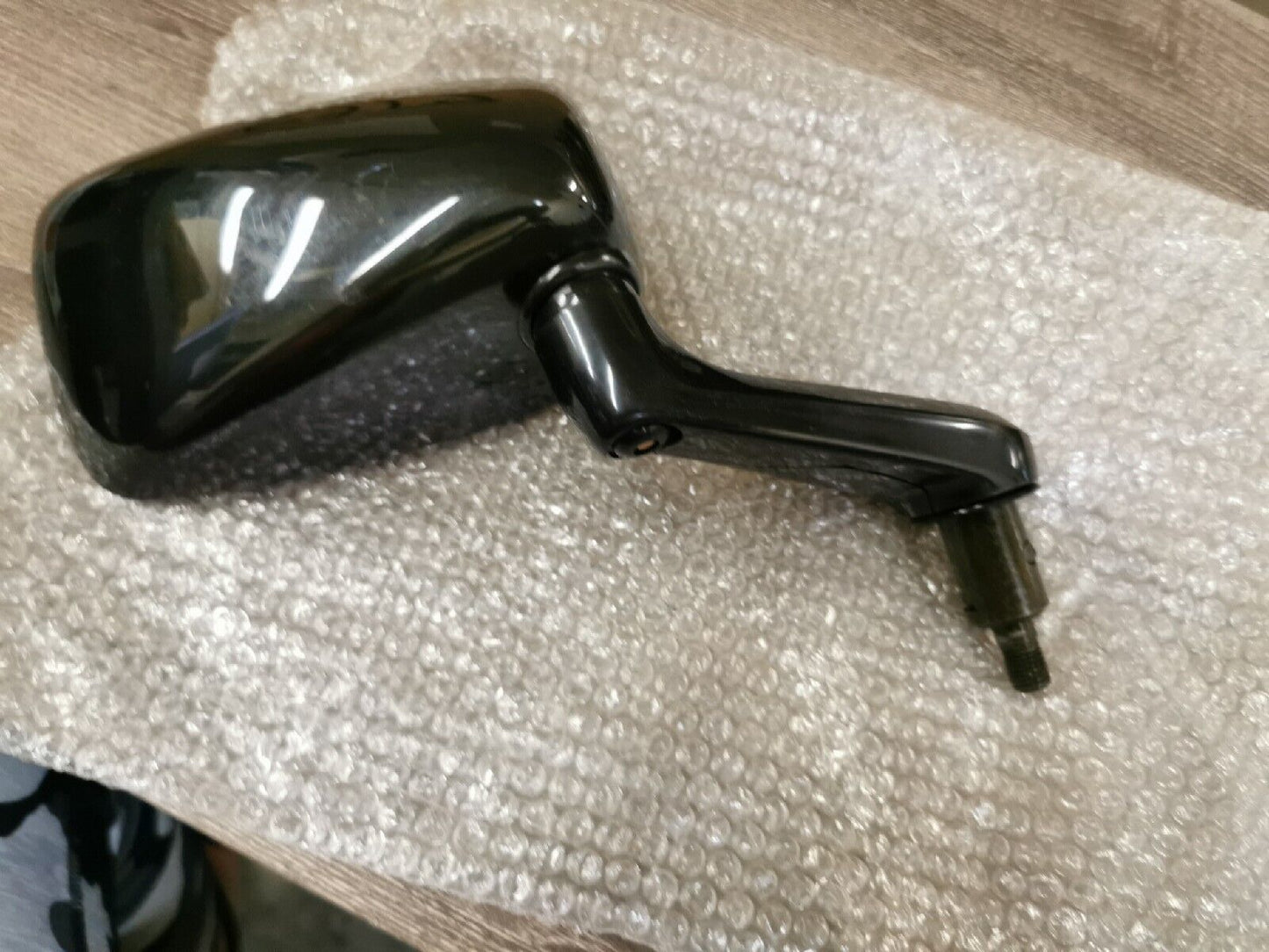 NOS HONDA VFR750 VFR700 1986  MIRROR R BACK BLACK 88110-ML7-003ZA H42