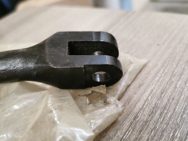 NOS YAMAHA TX650 1974 - 1976 XS650 1975 STAND SIDE 447-27311-03-00 Y147